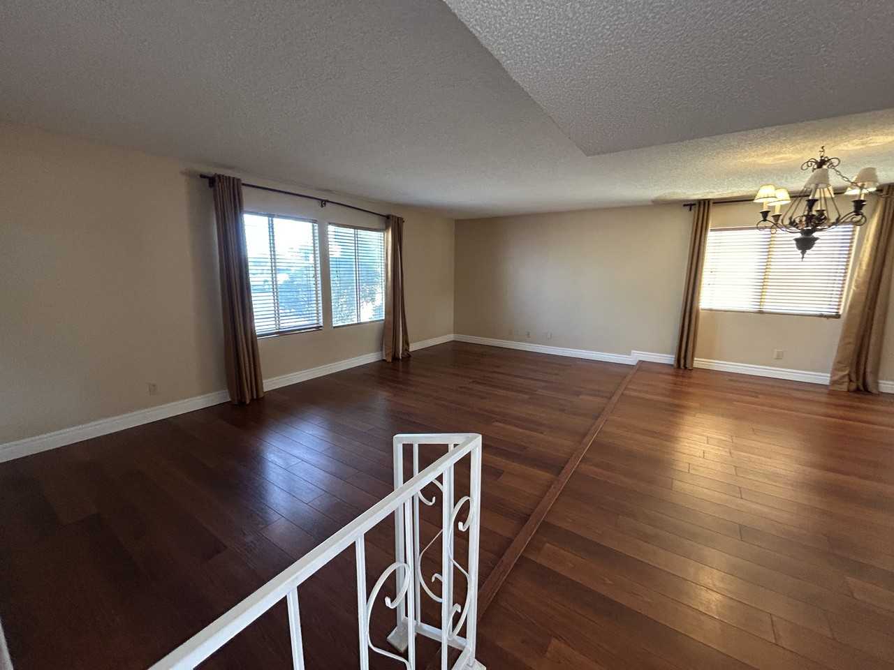 12138 S Tomi Dr - Photo 5 of 50