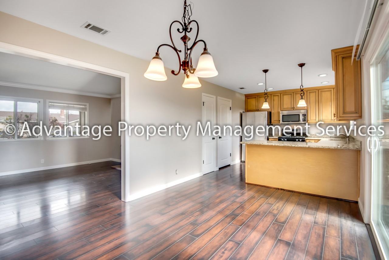 7428 Limerick Ave - Photo 4 of 16