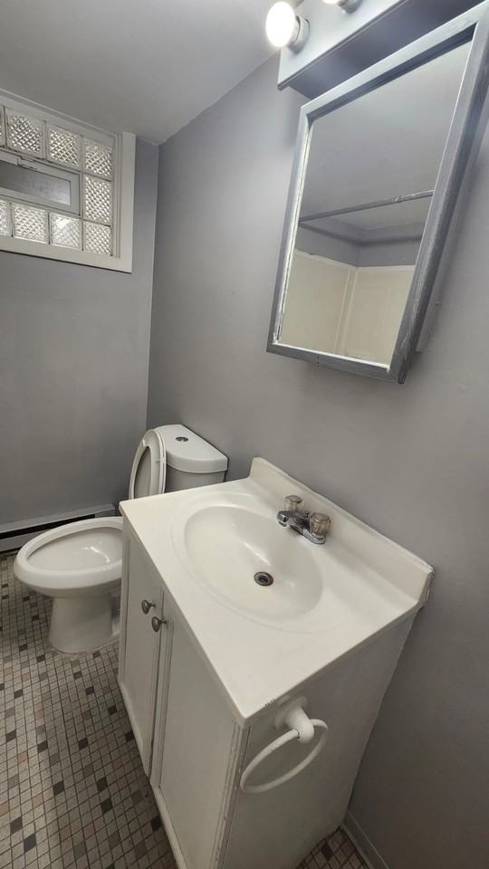 1814 Country Lane - Photo 2 of 13