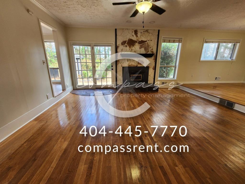 1759 Kimberly Dr Sw - Photo 4 of 29