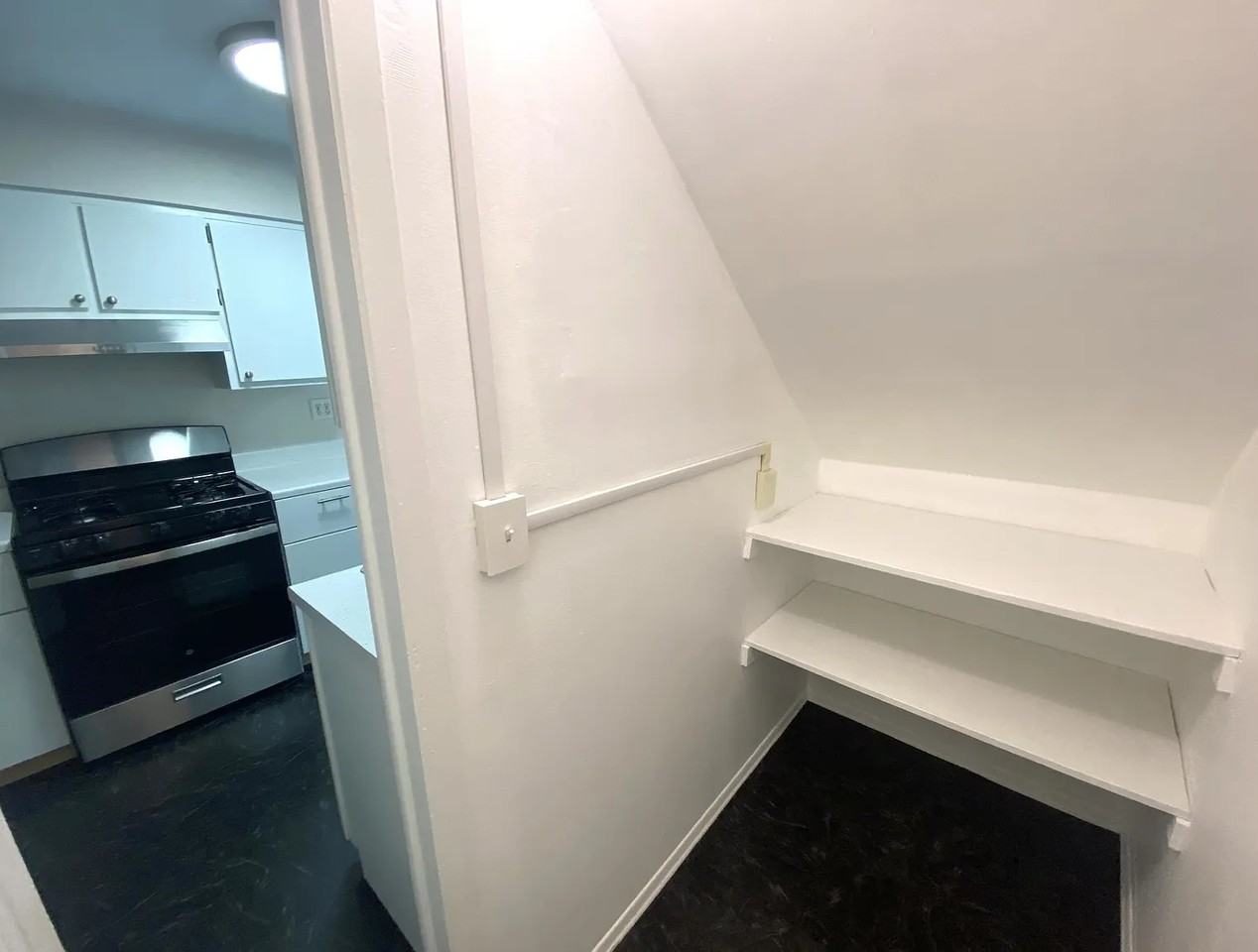 1 Colonial Rd #99 - Photo 5 of 18