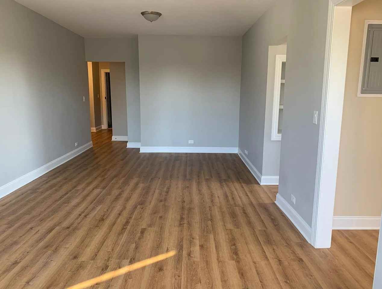 2 Lockwood Ave #4E - Photo 2 of 10