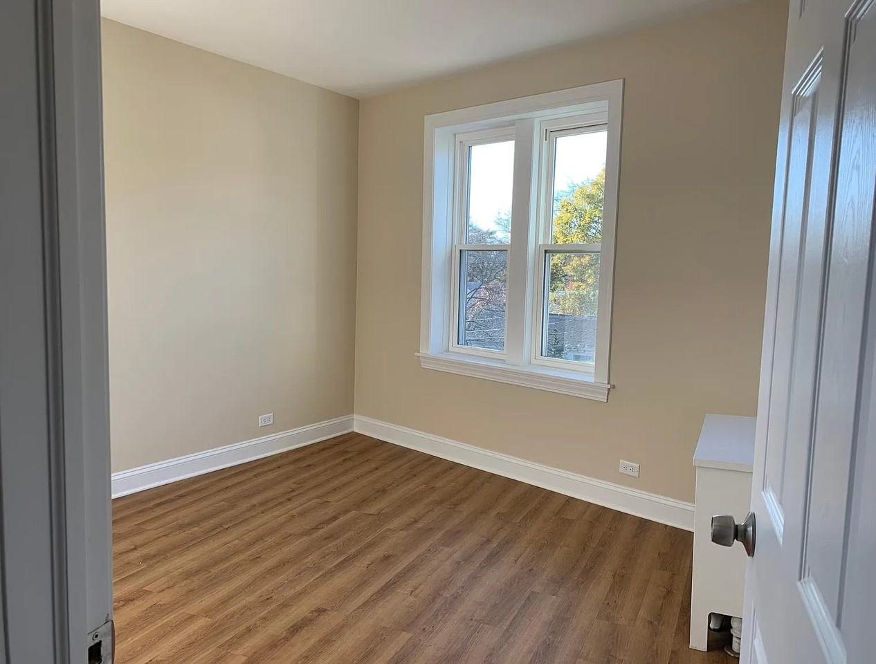 2 Lockwood Ave #4E - Photo 3 of 10