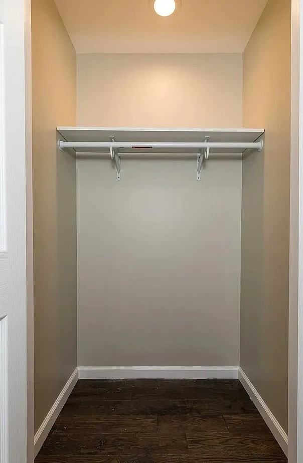 37 Scarborough Ln #B - Photo 7 of 17