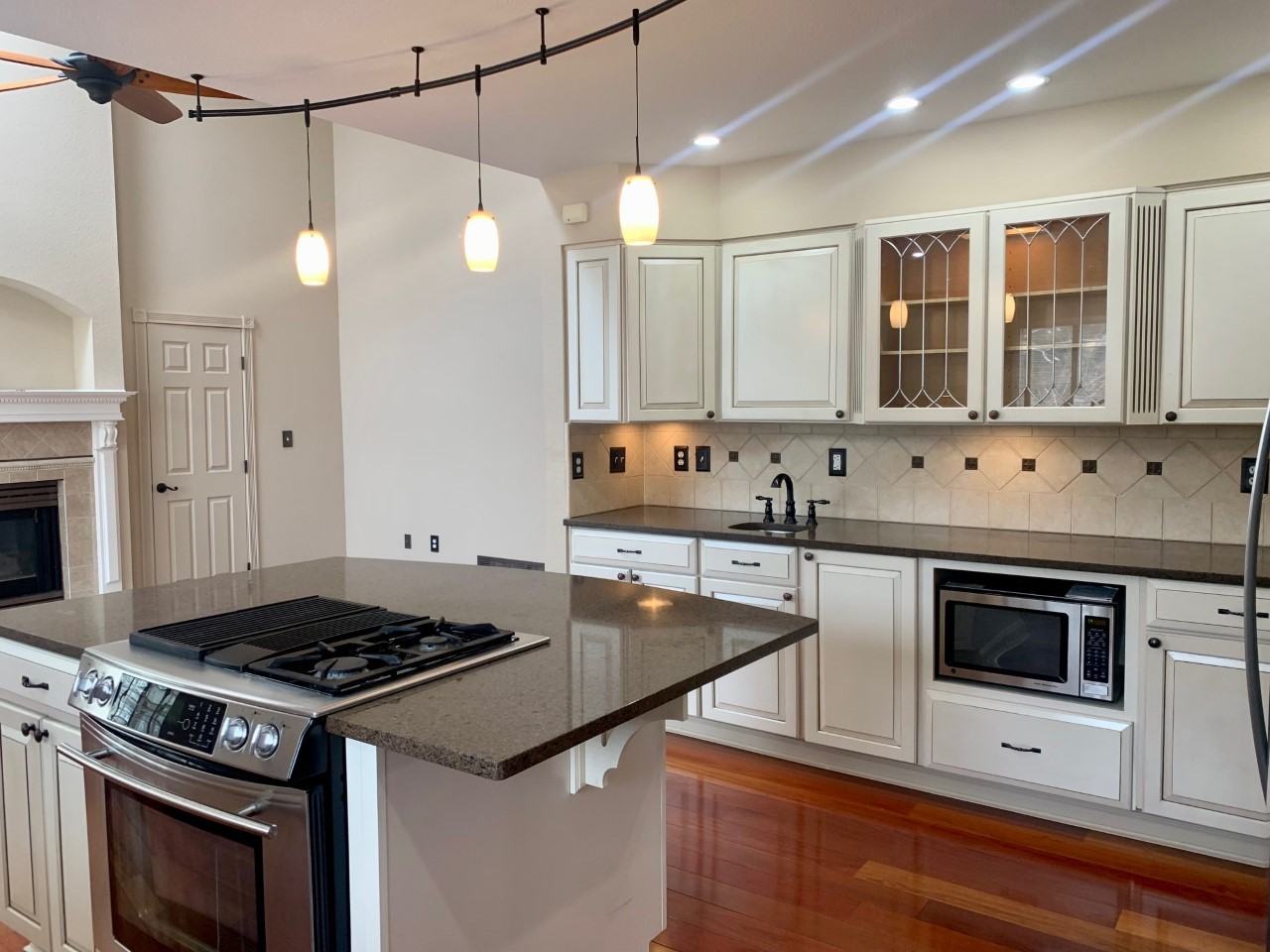 7154 S Acoma Way #NA - Photo 4 of 30