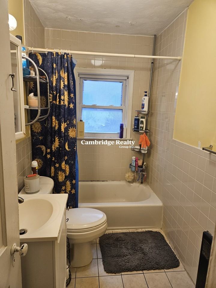 12 Brock St #4T - Photo 5 of 6