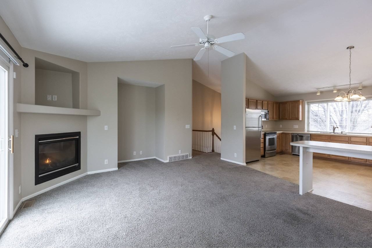 19018 Jacobs St - Photo 7 of 39