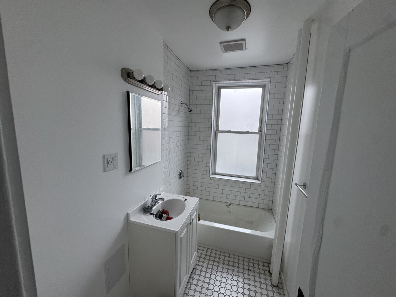 100 Brainerd Rd #7 - Photo 6 of 10