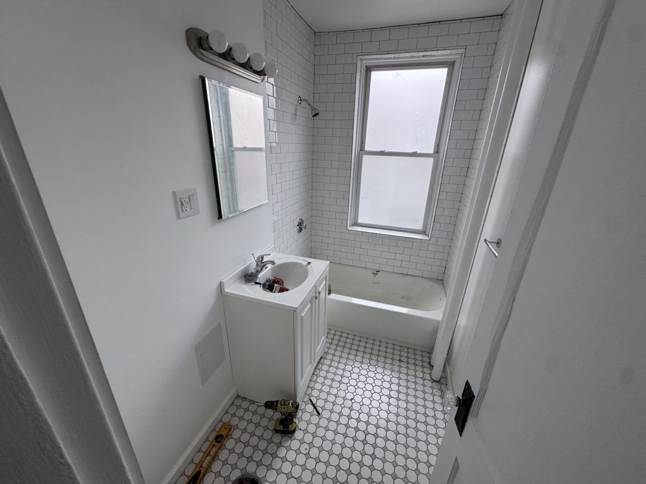 100 Brainerd Rd #7 - Photo 7 of 10