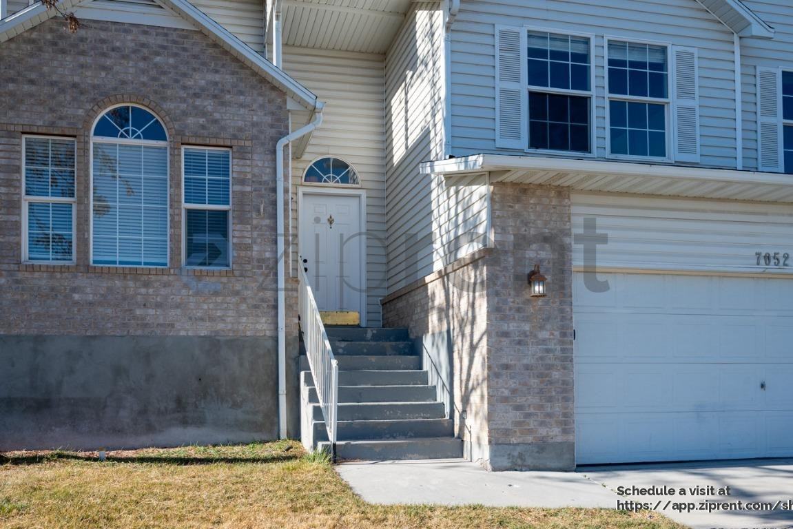 7052 S Devonna Rd - Photo 4 of 23