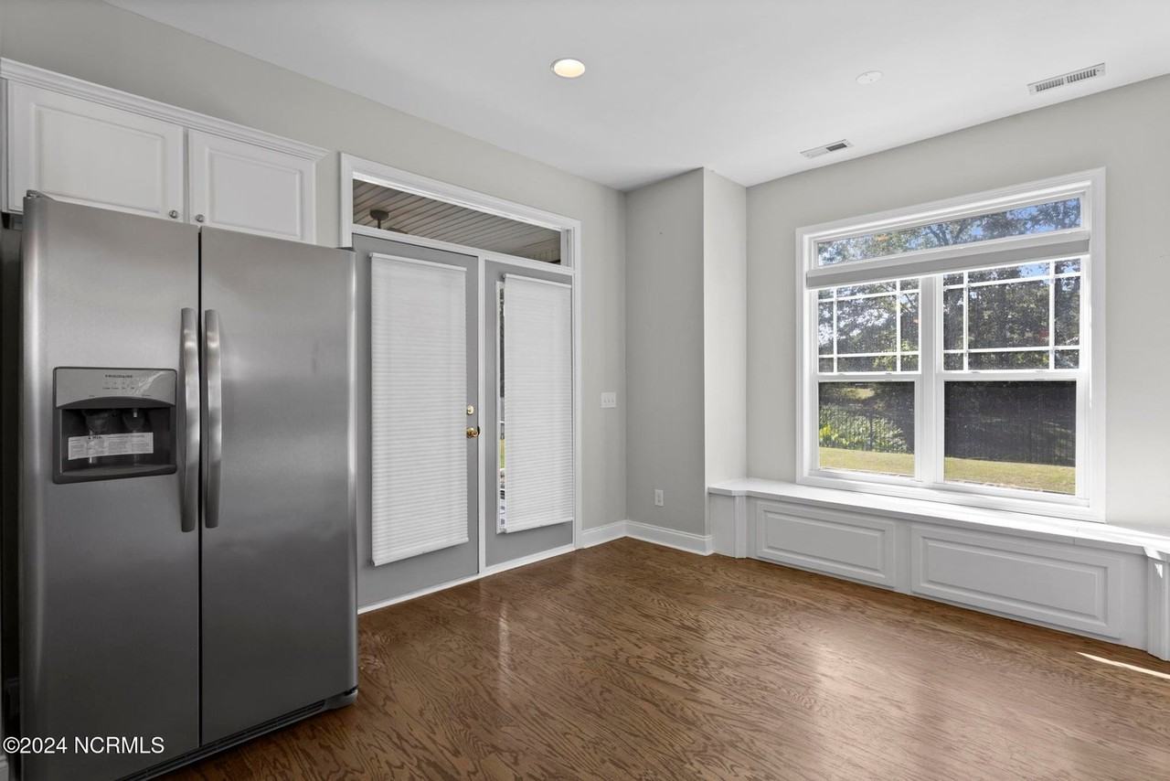 412 Azalea Dr #NA - Photo 5 of 22