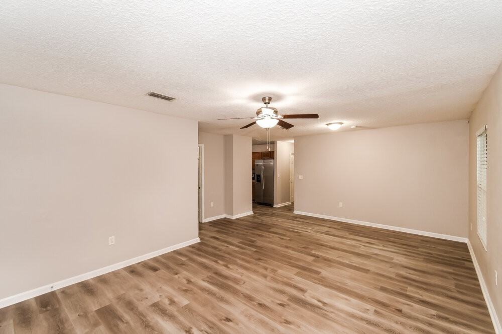 2140 Thomas Ct - Photo 6 of 16