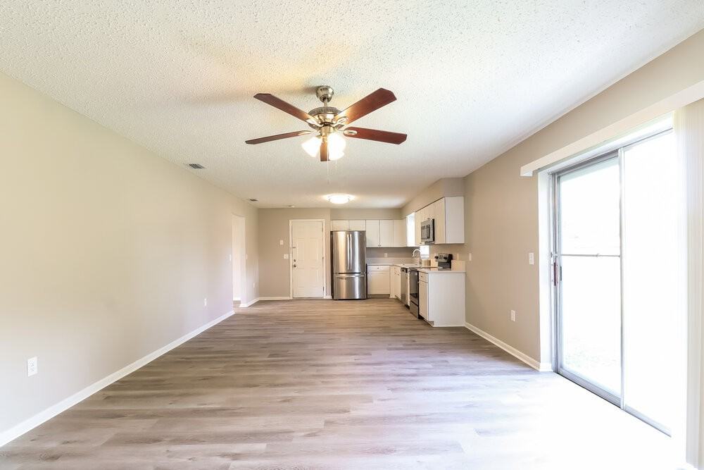 143 Jenny Way - Photo 5 of 16