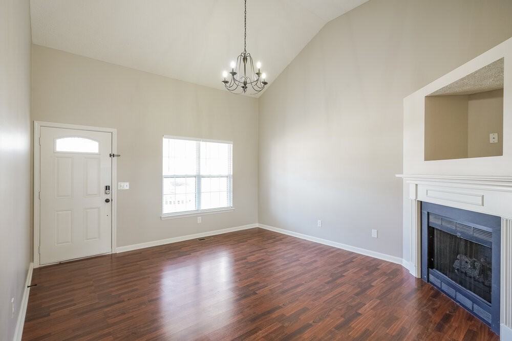 706 Veneta View Dr - Photo 3 of 16