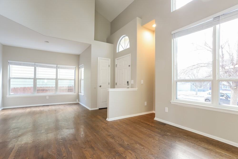 12642 S Silver Creek Ct - Photo 6 of 18