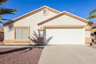 8748 W Salter Dr - Photo 1 of 1