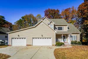 featured image of 49 E Trafalgar Ct