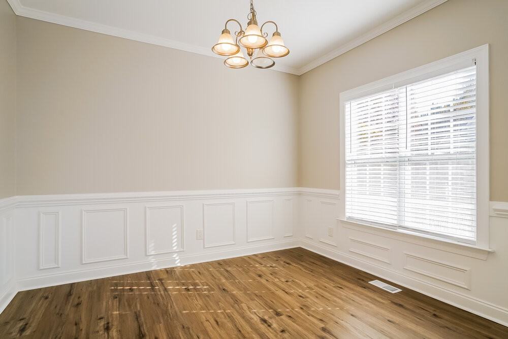 49 E Trafalgar Ct - Photo 7 of 17