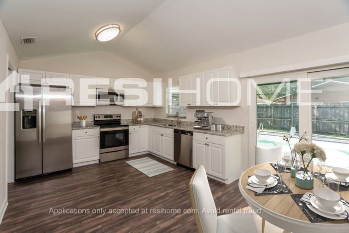 13540 Andova Dr - Photo 3 of 18