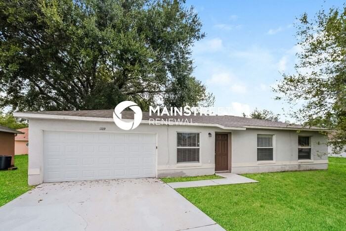 1109 Cambourne Dr - Photo 2 of 16