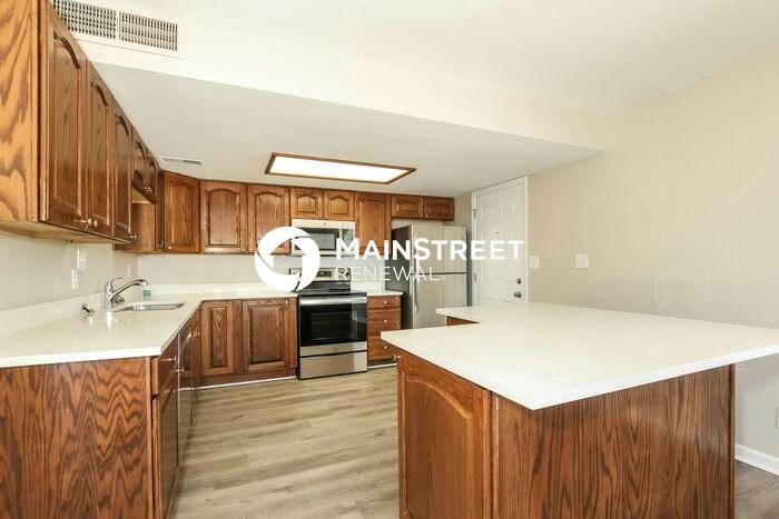 15232 N 24th Pl - Photo 6 of 16