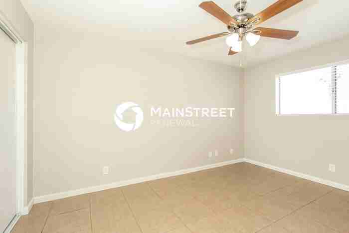 15232 N 24th Pl - Photo 7 of 16