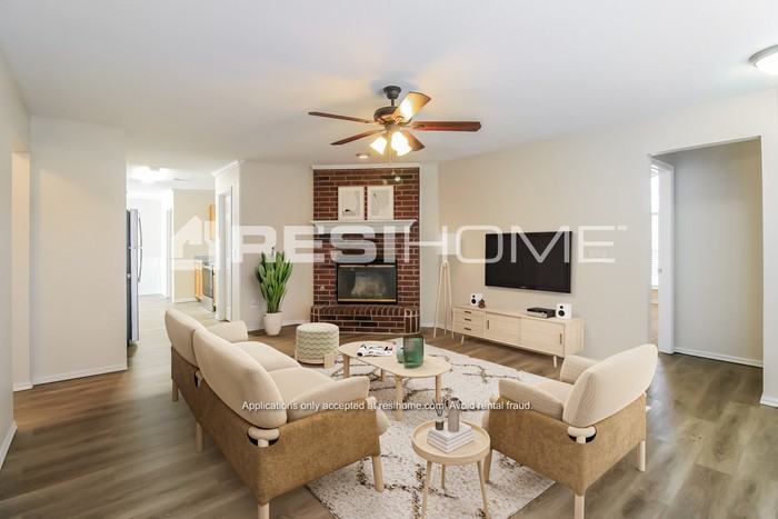 418 W Chantilly Way - Photo 5 of 18