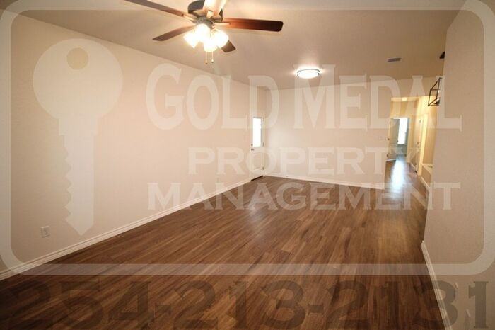 5105 Red Rose Xing - Photo 4 of 31