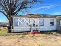 612 S 7th St - Photo 1 of 1