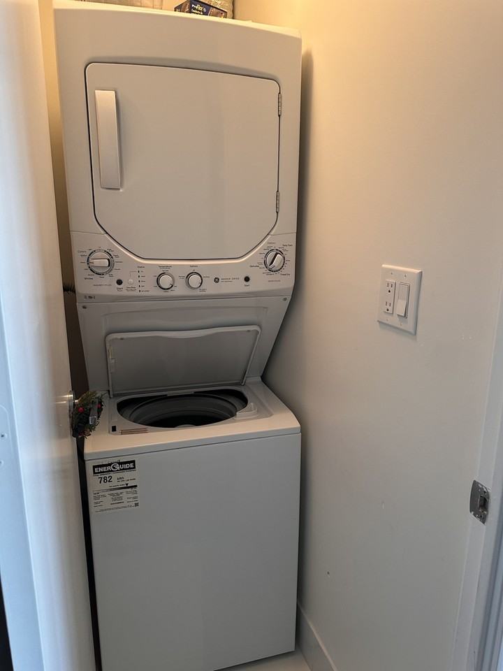 165 Legion Rd N - Photo 7 of 13