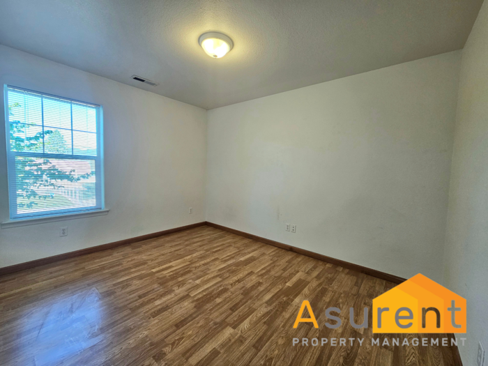 1298 Clearsprings Dr - Photo 6 of 19