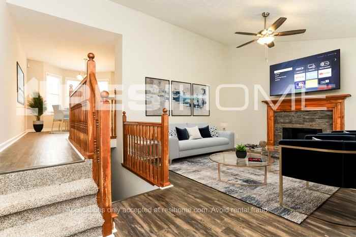 339 Kathy Ct - Photo 5 of 19