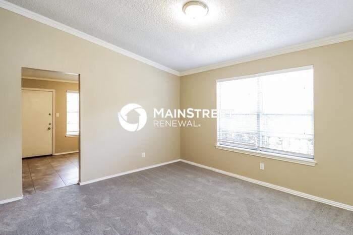 5903 Cameron Dr - Photo 6 of 16