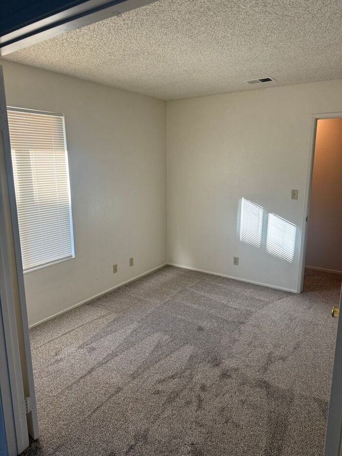 33592 Stephano Ct - Photo 3 of 16