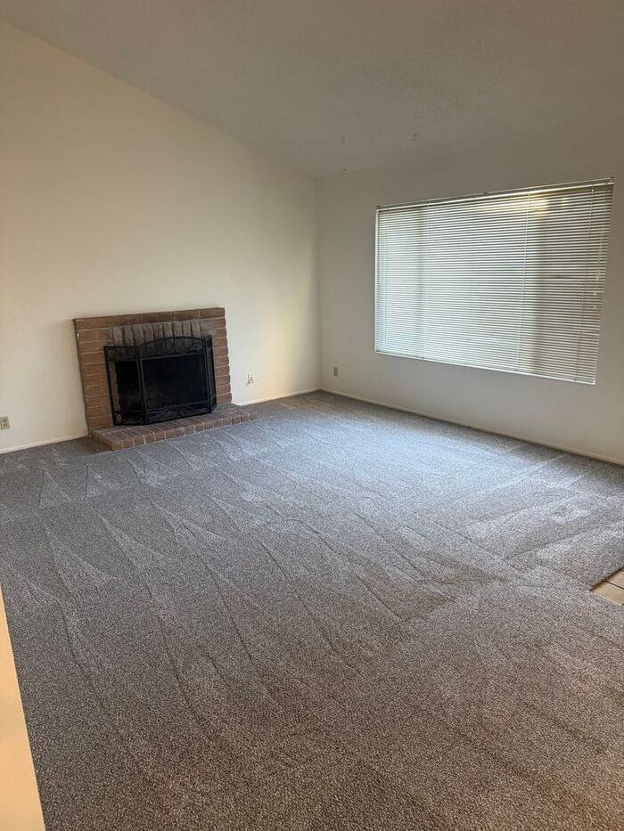 33592 Stephano Ct - Photo 5 of 16