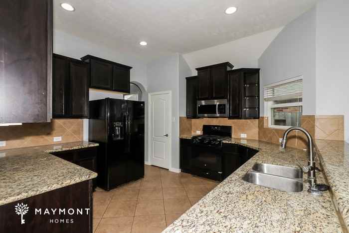 1843 Luminous Water Ln - Photo 6 of 12