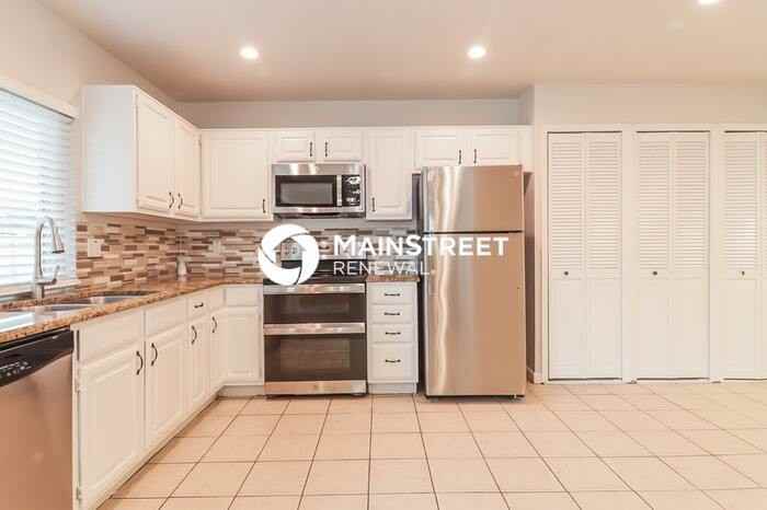 18903 Platte River Way - Photo 6 of 17