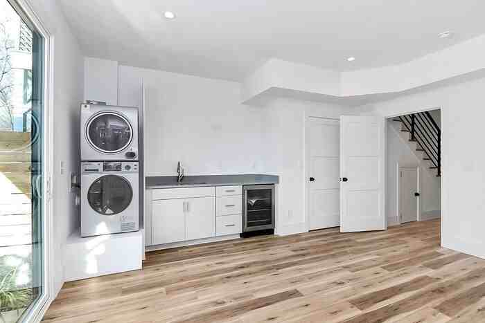 213 Keswick Ave - Photo 7 of 34