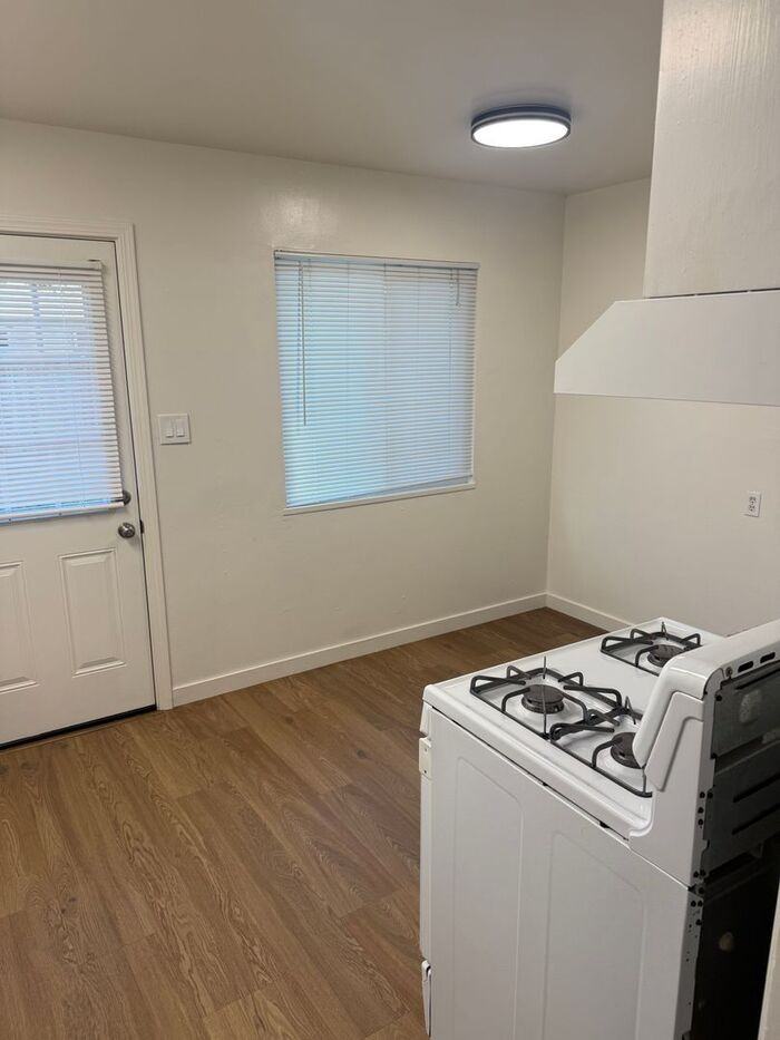 4576 El Cajon Ave - Photo 5 of 13