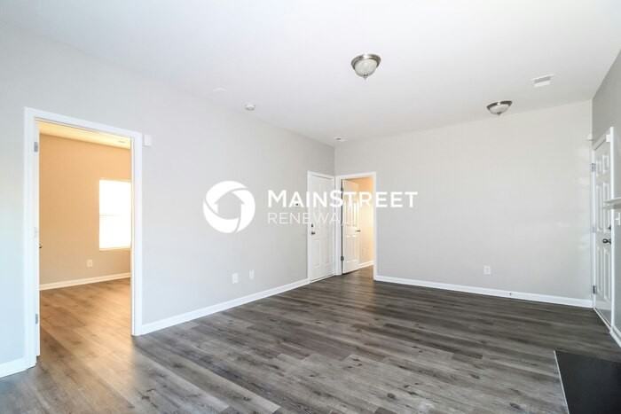 2104 Lauren Woods Dr - Photo 4 of 16