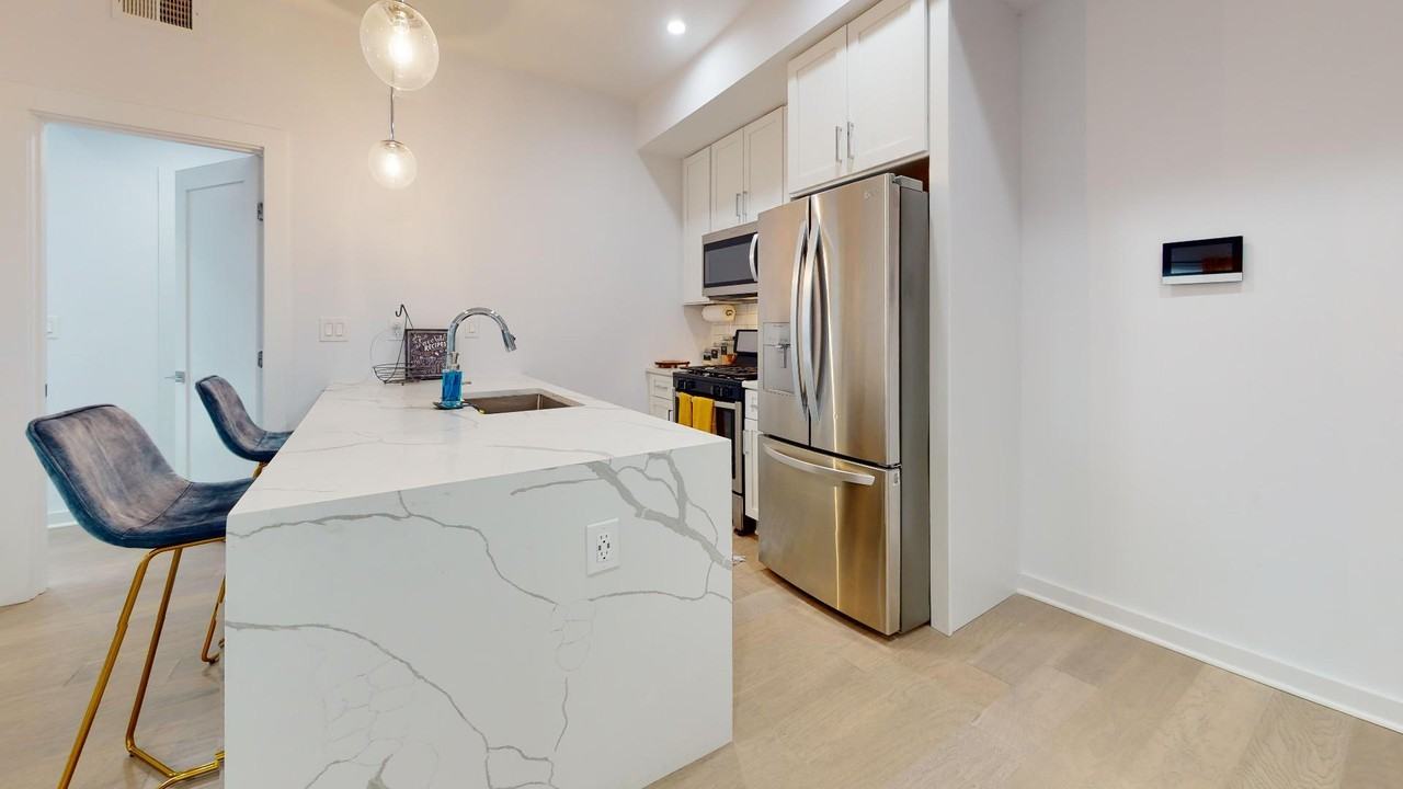 1019 17th Place NE, #301 (DC) - Photo 4 of 30