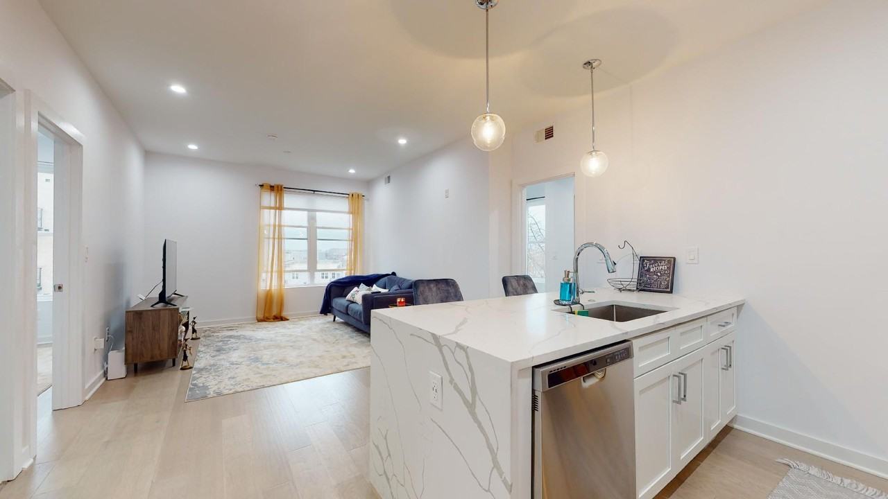 1019 17th Place NE, #301 (DC) - Photo 6 of 30