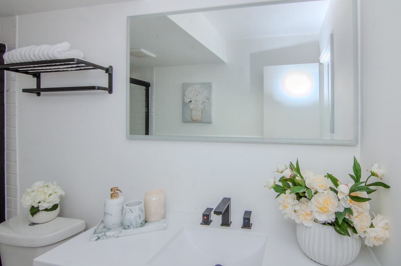 4194 Packard Street - 1Apt 1 #1 - Photo 6 of 31