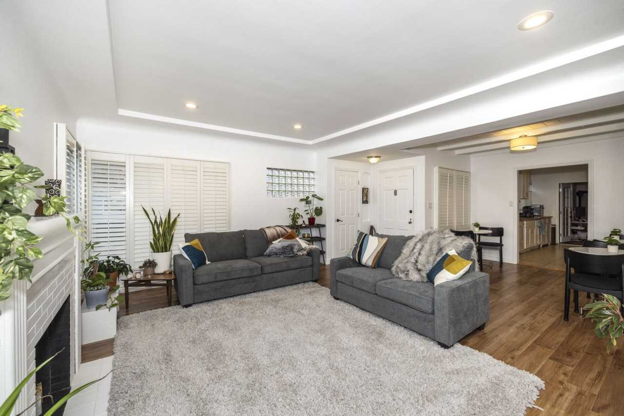 3440 Oak Knoll Blvd #2 - Photo 7 of 27