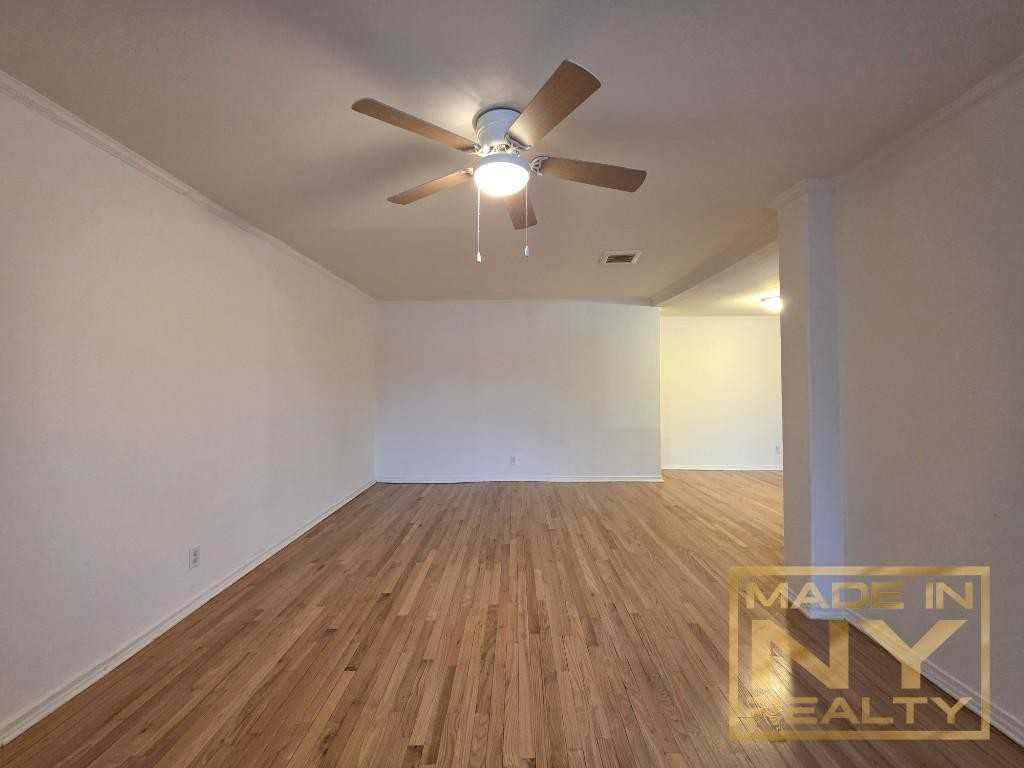 13526 78th Ave #15ST - Photo 3 of 10