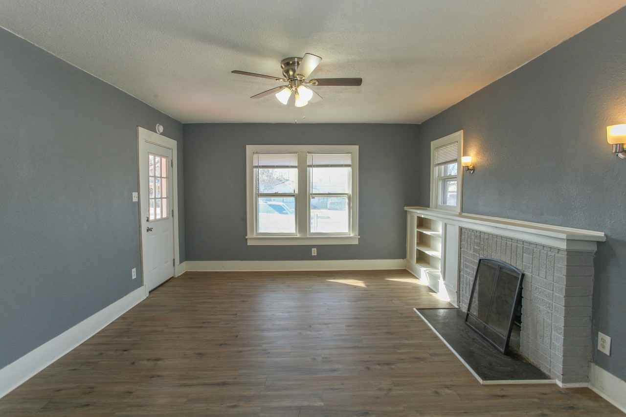 1609 South Main Street - Photo 3 of 24