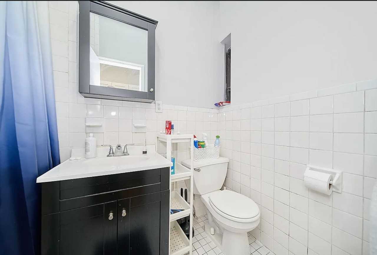 462 9th Ave #4 - Photo 3 of 5