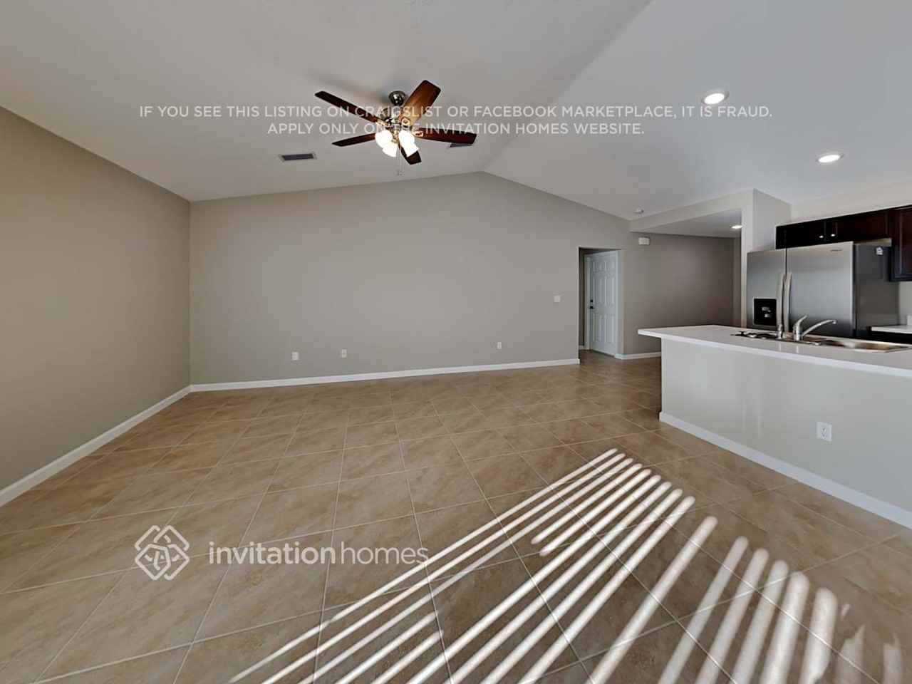 1192 Sw Ithaca St - Photo 6 of 21