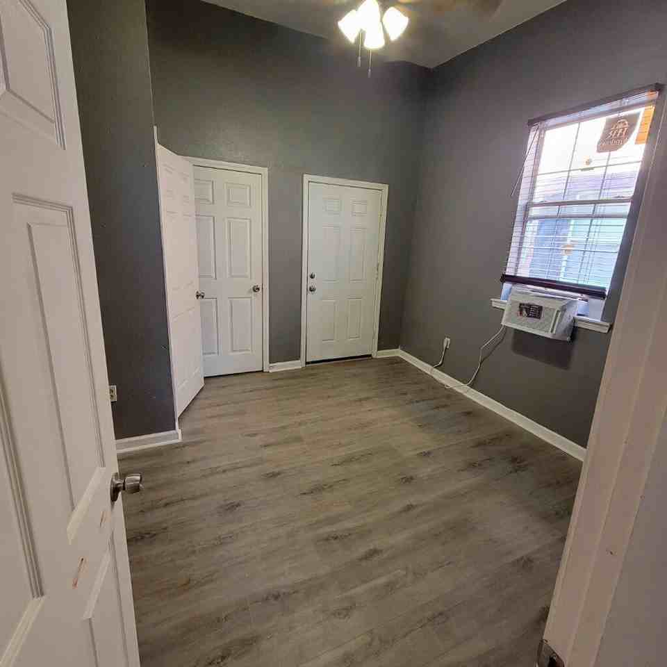 2719 S Liberty St #2719 - Photo 5 of 7