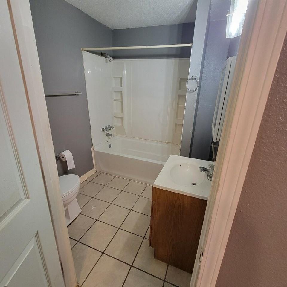 2719 S Liberty St #2719 - Photo 6 of 7